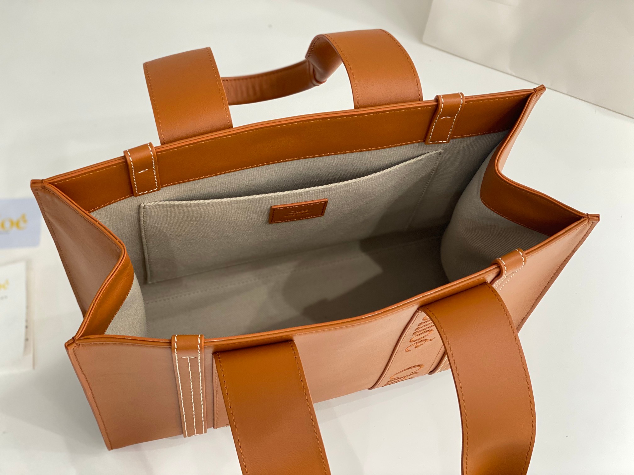 Chloe Medium Woody Tote Bag In Caramel Soft Smooth Calfskin Leather